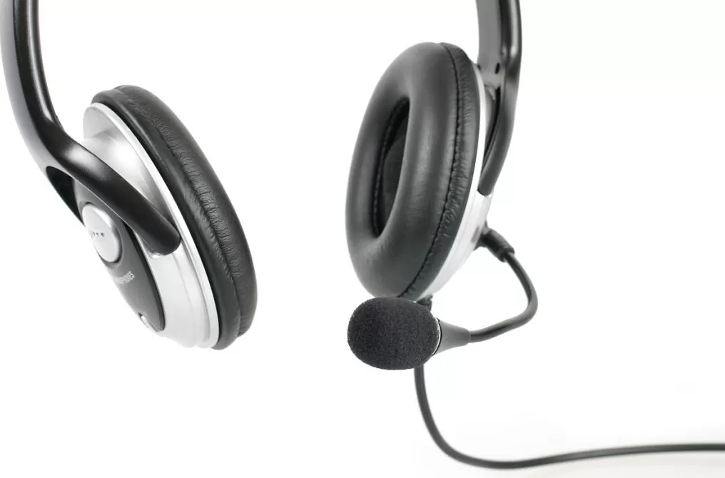 QCY耳机怎么样？跑步不掉、耳朵不疼、钱包不哭的真香体验！-第1张图片-康盛风体育资讯官网 - 专业体育赛事报道与运动服饰潮流指南平台