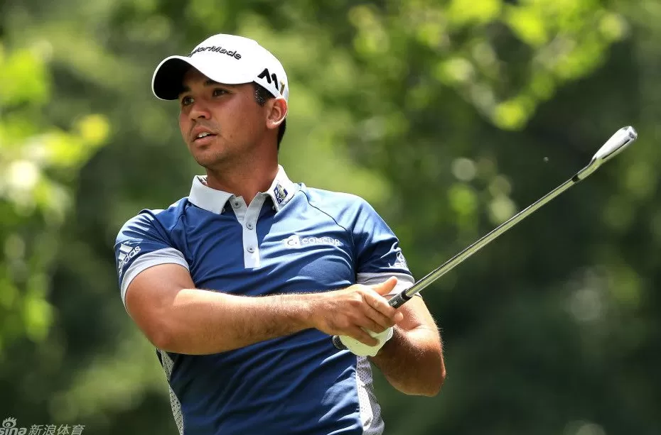 火石惊魂夜：戴伊崩盘约翰逊逆袭，世锦赛上演戏剧性转折-第1张图片-康盛风体育资讯官网 - 专业体育赛事报道与运动服饰潮流指南平台