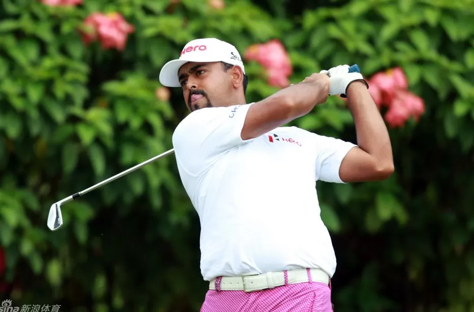 果岭风云：名将挥杆间的智慧与激情-第3张图片-康盛风体育资讯官网 - 专业体育赛事报道与运动服饰潮流指南平台