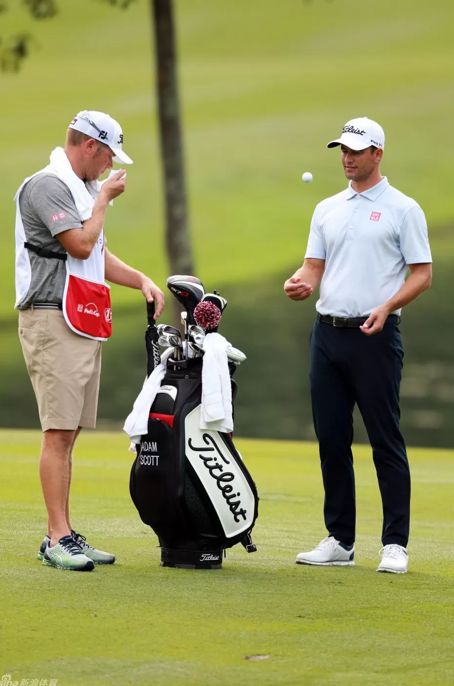 果岭风云：名将挥杆间的智慧与激情-第2张图片-康盛风体育资讯官网 - 专业体育赛事报道与运动服饰潮流指南平台