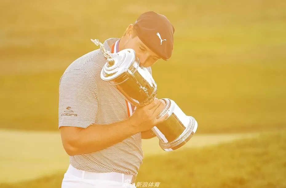 狂轰滥炸征服翼脚 德尚博以革命性胜利首夺大满贯-第1张图片-康盛风体育资讯官网 - 专业体育赛事报道与运动服饰潮流指南平台