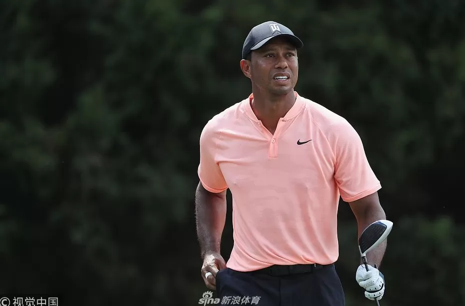 猛虎长啸东湖岸，巡回锦标赛首轮伍兹射鹰登顶-第4张图片-康盛风体育资讯官网 - 专业体育赛事报道与运动服饰潮流指南平台