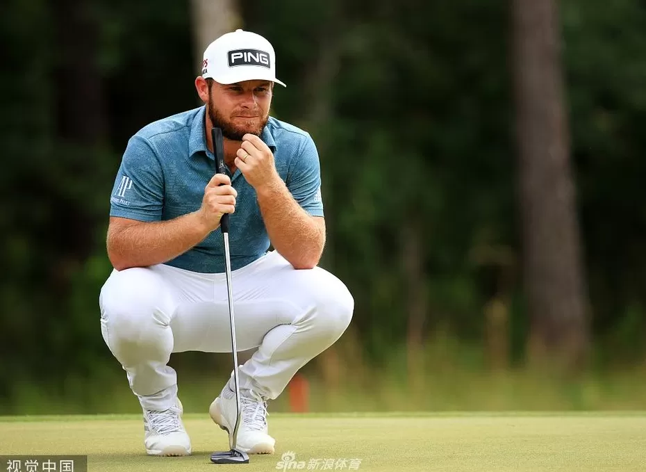 棕榈锦标赛首轮爆冷，罗奇力压群雄，约翰逊紧追其后-第7张图片-康盛风体育资讯官网 - 专业体育赛事报道与运动服饰潮流指南平台