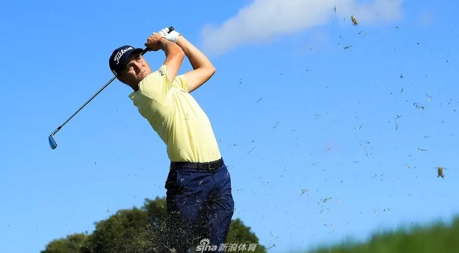 王者归来与新王登基：绿茵场上的传承与对决-第4张图片-康盛风体育资讯官网 - 专业体育赛事报道与运动服饰潮流指南平台