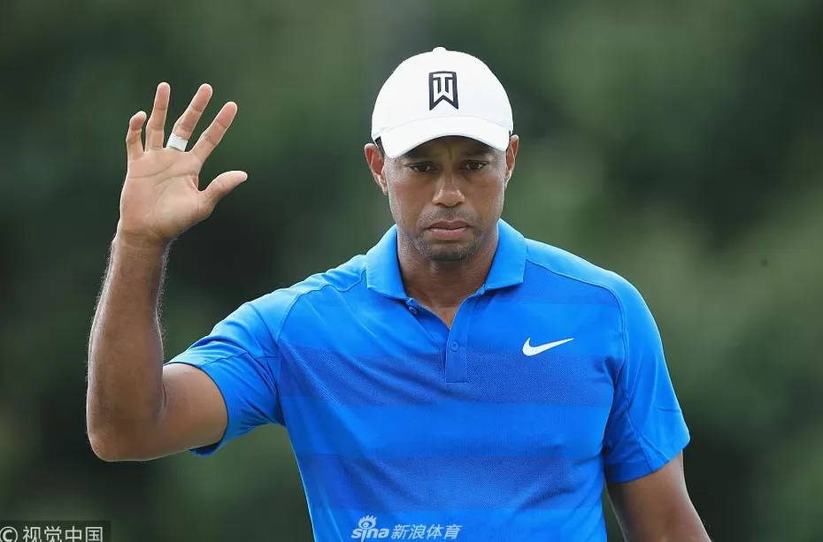 王者归来伍兹领先三杆剑指巡回锦标赛冠军荣耀-第5张图片-康盛风体育资讯官网 - 专业体育赛事报道与运动服饰潮流指南平台