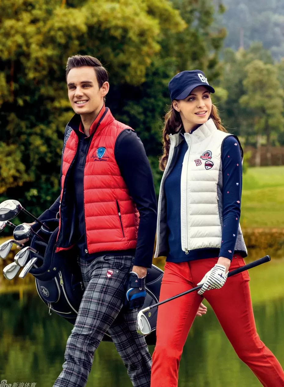 比音勒芬秋日诗篇优雅挥杆时尚大片-第5张图片-康盛风体育资讯官网 - 专业体育赛事报道与运动服饰潮流指南平台