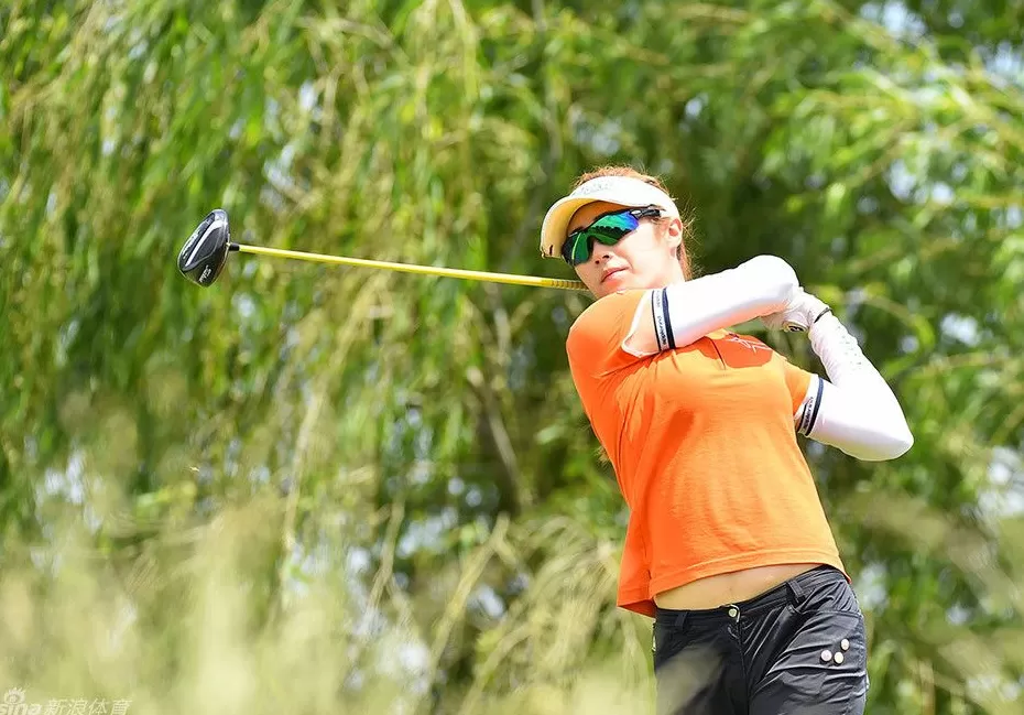 石昱婷与她的高球征程：从新人绽放到大满贯舞台-第1张图片-康盛风体育资讯官网 - 专业体育赛事报道与运动服饰潮流指南平台