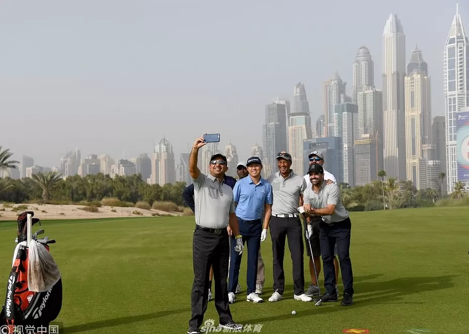 沙漠群星闪耀迪拜经典赛前备战气氛热烈-第5张图片-康盛风体育资讯官网 - 专业体育赛事报道与运动服饰潮流指南平台