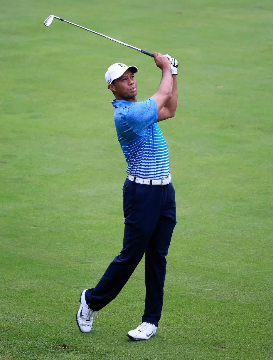 科莫教练相伴 老虎伍兹备战沉思录-第4张图片-康盛风体育资讯官网 - 专业体育赛事报道与运动服饰潮流指南平台