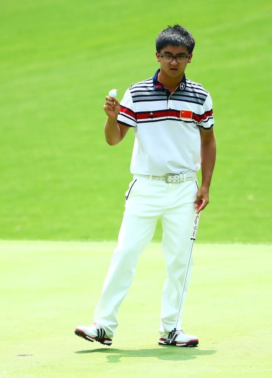 窦泽成三冠加冕状元郎，中国高尔夫新星闪耀钟山-第1张图片-康盛风体育资讯官网 - 专业体育赛事报道与运动服饰潮流指南平台