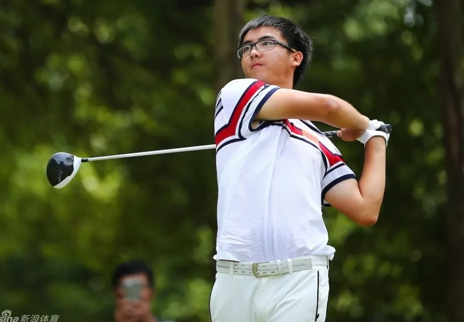 窦泽成三冠加冕状元郎，中国高尔夫新星闪耀钟山-第5张图片-康盛风体育资讯官网 - 专业体育赛事报道与运动服饰潮流指南平台